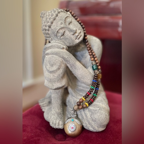 Buddhist Mala Necklace. VGC. Peaceful & Lovely. - Picture 3 of 11